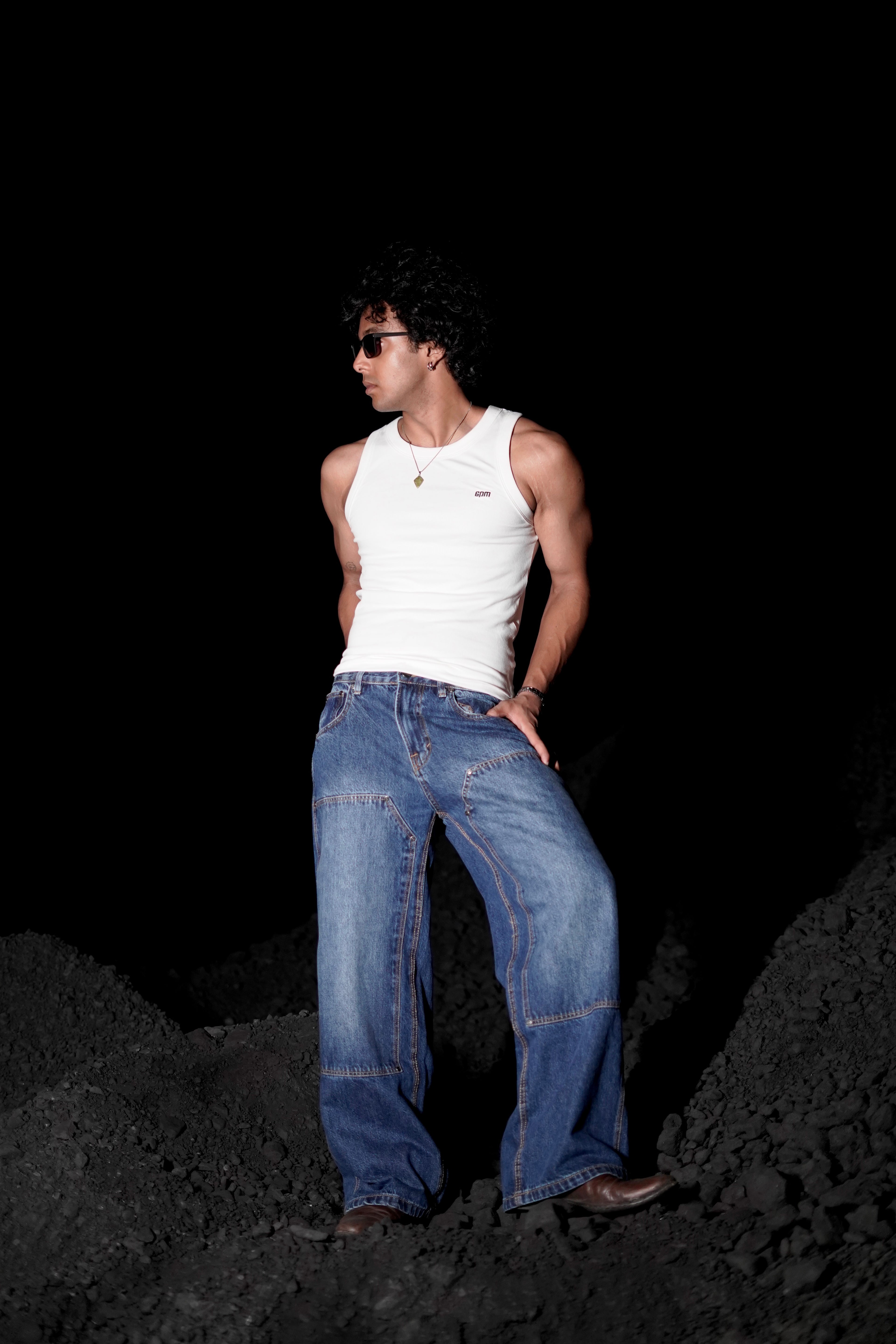 Double knee blue baggy jeans