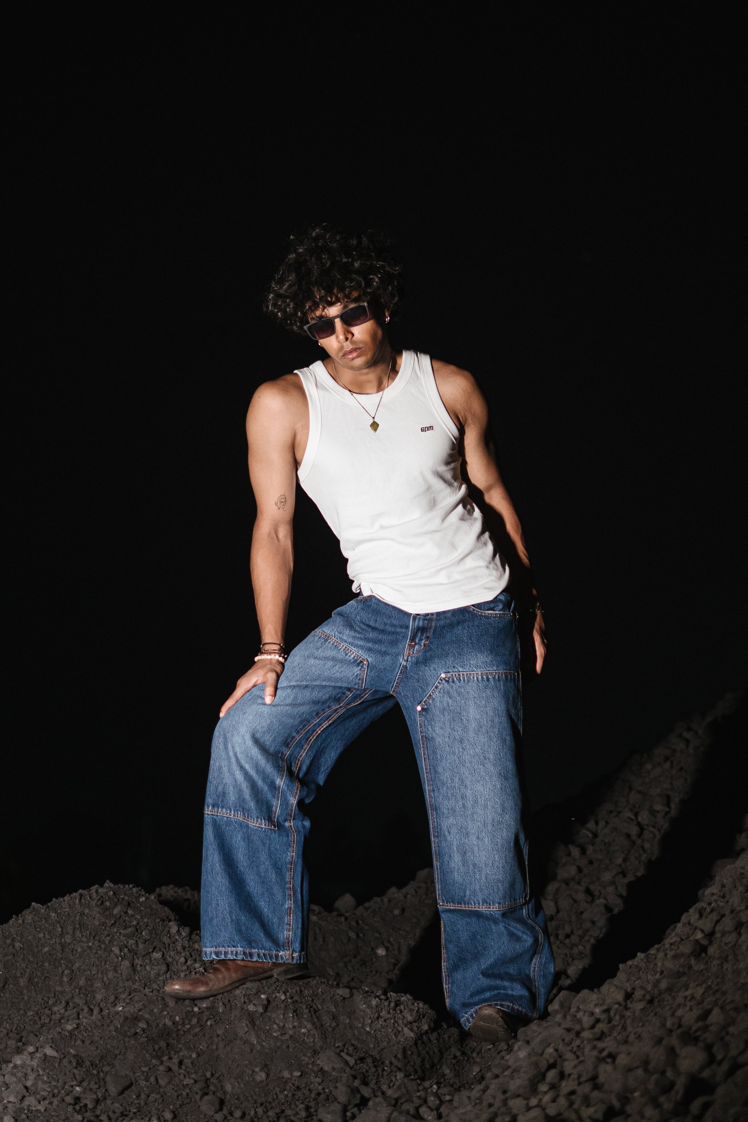 Double knee blue baggy jeans